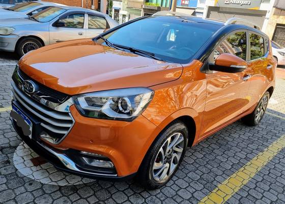 JAC T40 1.6 16V GASOLINA 4P CVT